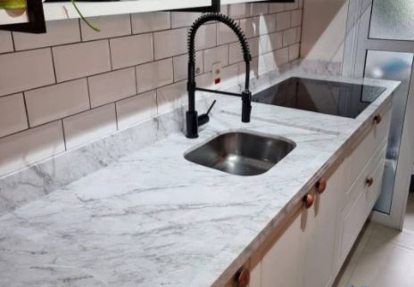 VINIL GOLD PEDRAS MARMORE CALACATTA